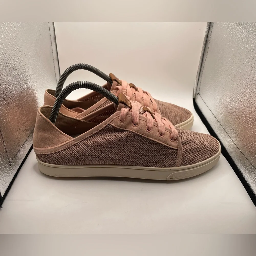 Olukai Peheua Li women’s pink sneakers size 9 - Picture 2 of 9